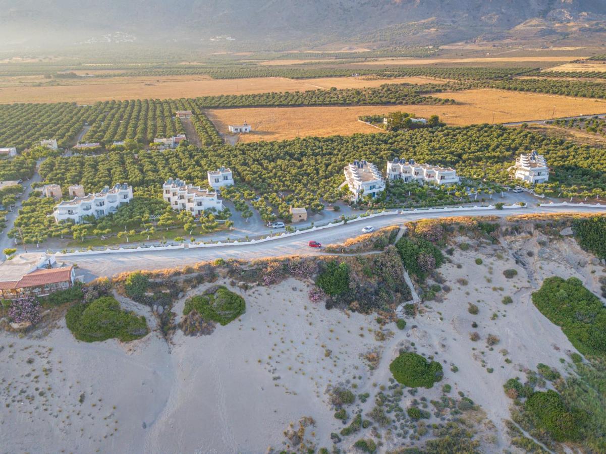 Fata Morgana Studios & Apartments Frangokastello Extérieur photo